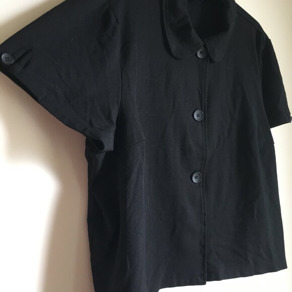 Black Rayon Blend Short Sleeve Semi Cropped Button Up Top - Picture 6 of 16